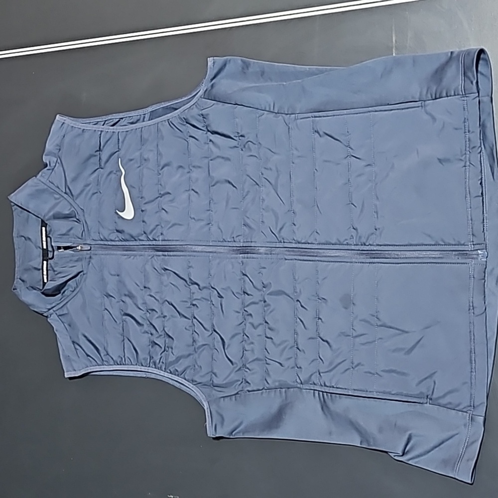 Nike dri fit vest